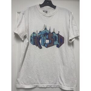 Urban Graffiti Tee Size L